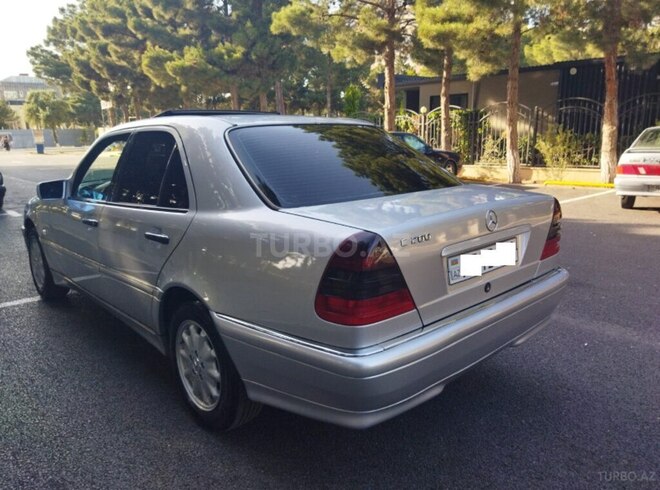 Mercedes C 200 1998, 260,000 km - 2.0 л - Sumqayıt