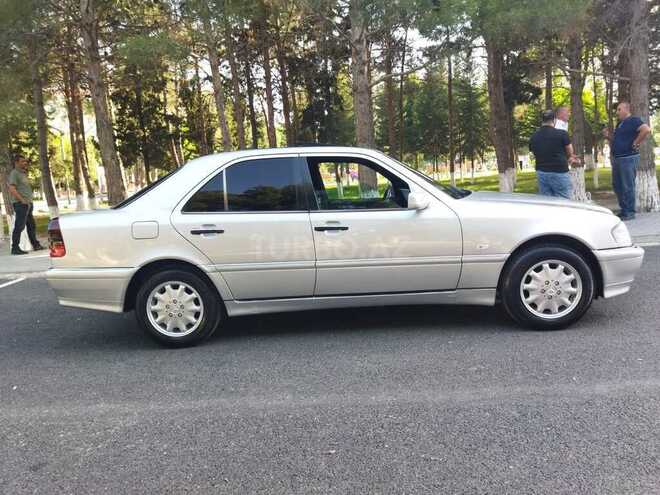 Mercedes C 200 1998, 260,000 km - 2.0 л - Sumqayıt