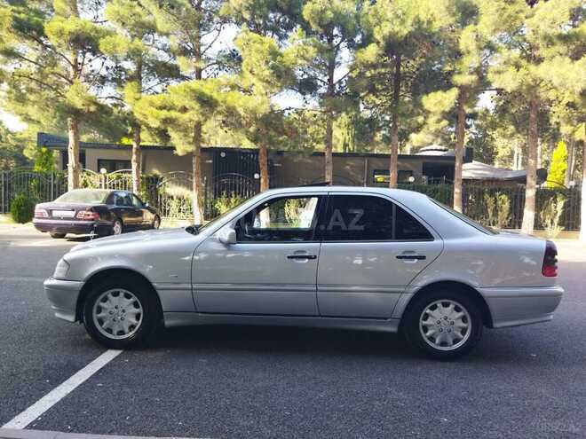 Mercedes C 200 1998, 260,000 km - 2.0 л - Sumqayıt