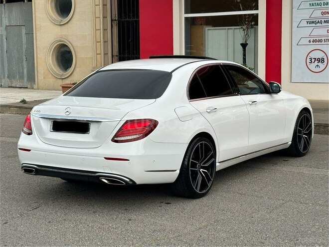 Mercedes E 300 2019, 39,500 km - 2.0 l - Bakı