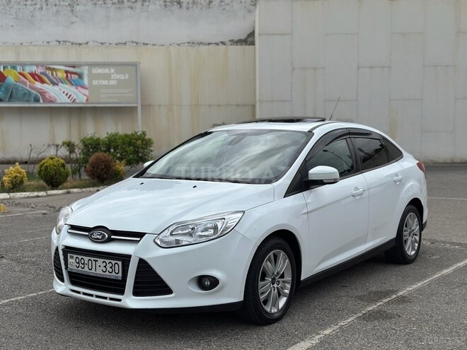 Ford Focus 2014, 137,000 km - 1.6 л - Bakı