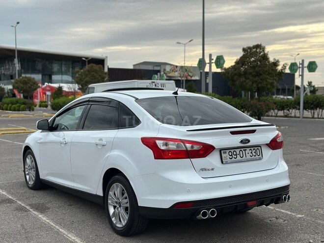 Ford Focus 2014, 137,000 km - 1.6 л - Bakı