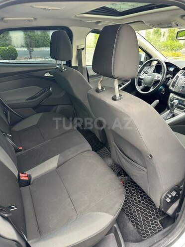 Ford Focus 2014, 137,000 km - 1.6 л - Bakı