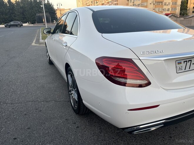 Mercedes E 220 d 2016, 170,000 km - 2.0 l - Bakı