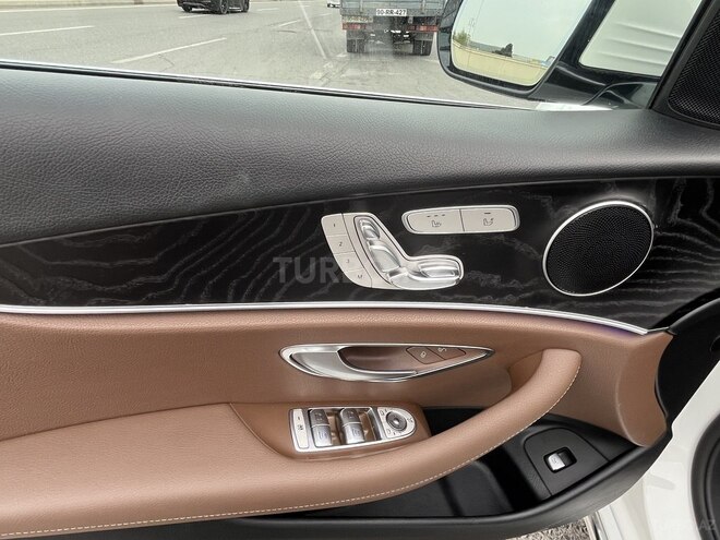 Mercedes E 220 d 2016, 170,000 km - 2.0 l - Bakı