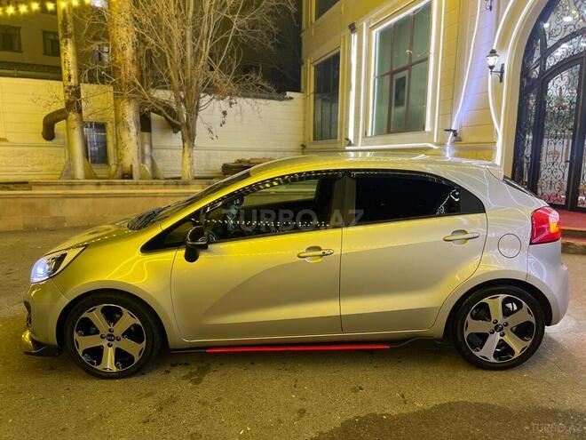 Kia Rio 2011, 295,000 km - 1.4 l - Bakı
