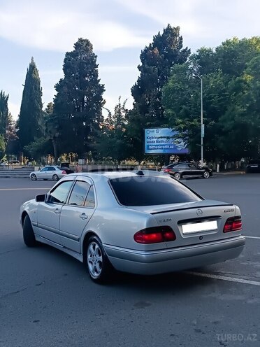 Mercedes E 320 1996, 332,000 km - 3.2 l - Lənkəran