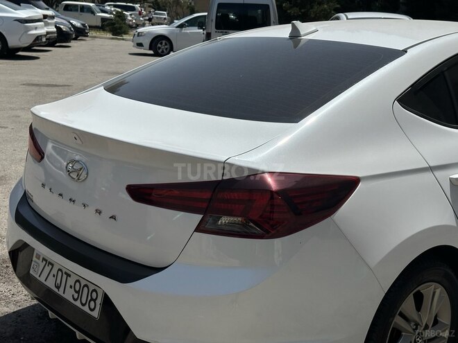 Hyundai Elantra 2019, 133,576 km - 2.0 l - Bakı