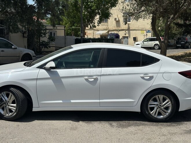 Hyundai Elantra 2019, 133,576 km - 2.0 l - Bakı
