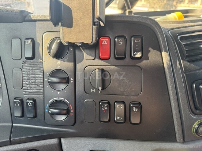 Mercedes Axor 1840 2011, 710,000 km - 12.0 л - Bakı