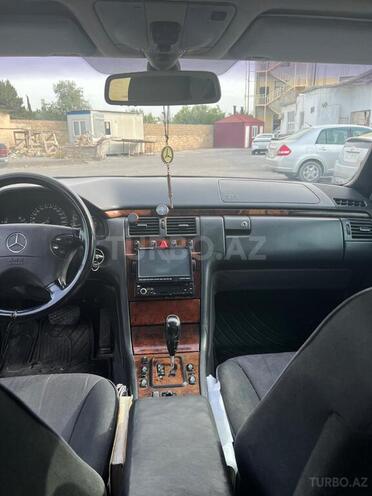Mercedes E 240 2001, 230,000 km - 2.4 l - Bakı