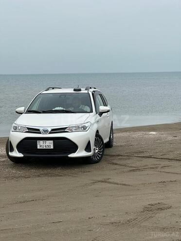 Toyota Corolla Fielder 2018, 180,000 km - 1.5 l - Bakı