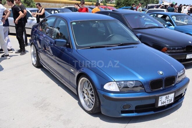 BMW 320 2001, 305,000 km - 2.2 l - Bakı