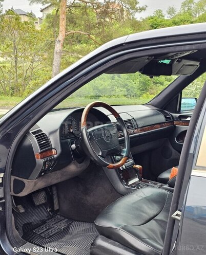 Mercedes S 300 1997, 445,000 km - 3.0 л - Quba