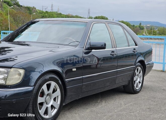 Mercedes S 300 1997, 445,000 km - 3.0 л - Quba