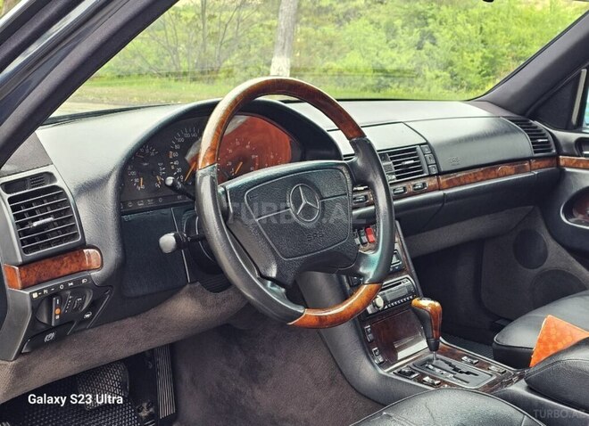 Mercedes S 300 1997, 445,000 km - 3.0 л - Quba