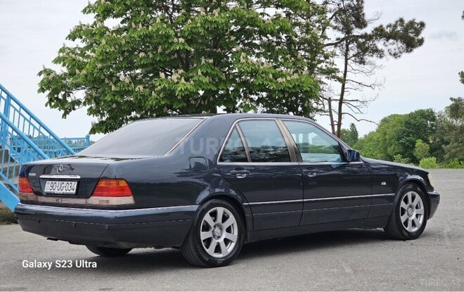 Mercedes S 300 1997, 445,000 km - 3.0 л - Quba