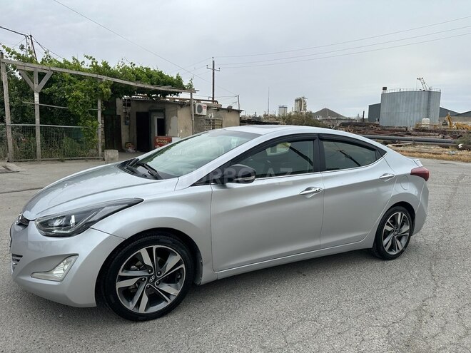 Hyundai Elantra 2015, 193,121 km - 1.8 l - Bakı