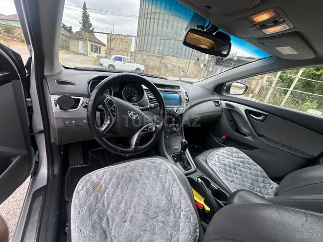 Hyundai Elantra 2015, 193,121 km - 1.8 l - Bakı