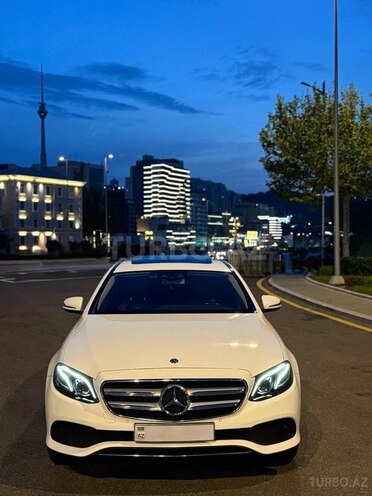 Mercedes E 220 d 2018, 179,000 km - 2.0 l - Bakı