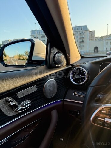 Mercedes E 220 d 2018, 179,000 km - 2.0 l - Bakı