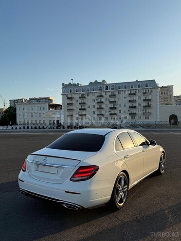 Mercedes E 220 d 2018, 179,000 km - 2.0 l - Bakı