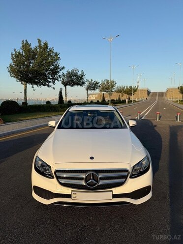 Mercedes E 220 d 2018, 179,000 km - 2.0 l - Bakı