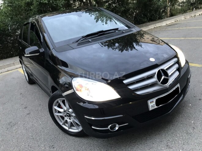 Mercedes B 180 2010, 167,000 km - 1.7 l - Sumqayıt