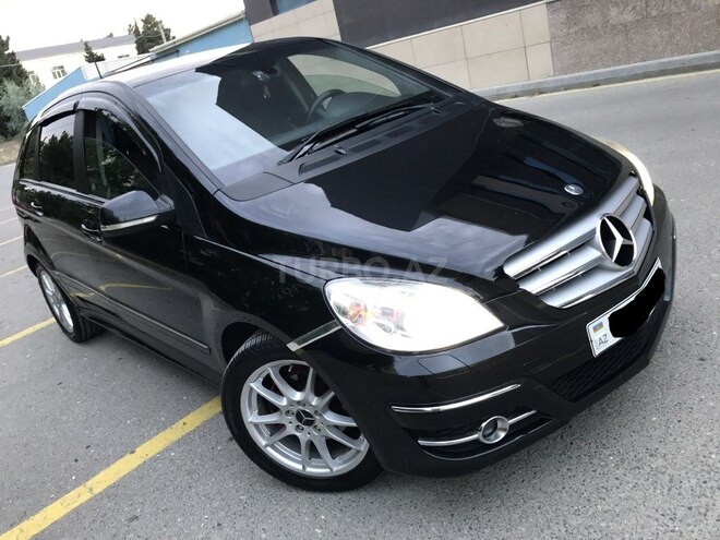 Mercedes B 180 2010, 167,000 km - 1.7 l - Sumqayıt