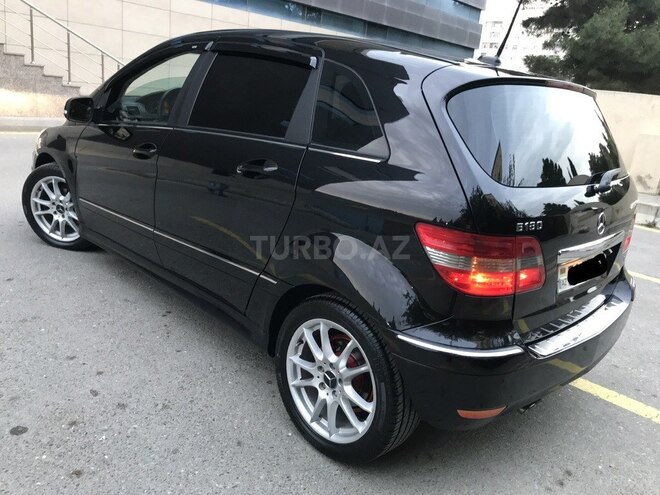 Mercedes B 180 2010, 167,000 km - 1.7 l - Sumqayıt