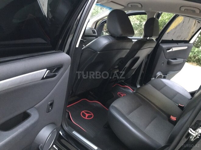 Mercedes B 180 2010, 167,000 km - 1.7 l - Sumqayıt