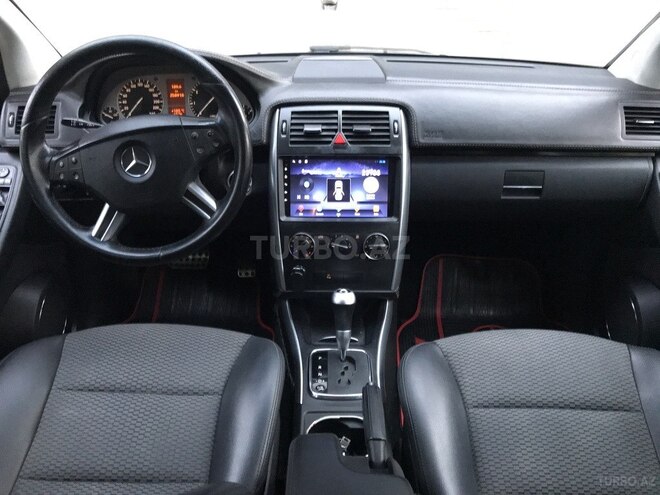 Mercedes B 180 2010, 167,000 km - 1.7 l - Sumqayıt