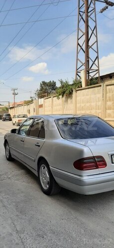 Mercedes E 220 d 1998, 522,000 km - 2.2 l - Bakı