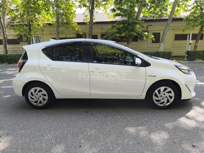 Toyota Aqua 2017, 45,000 km - 1.5 l - Bakı
