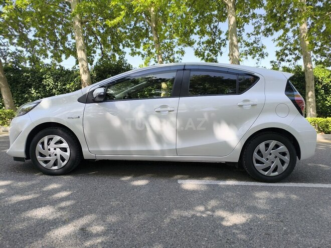Toyota Aqua 2017, 45,000 km - 1.5 l - Bakı