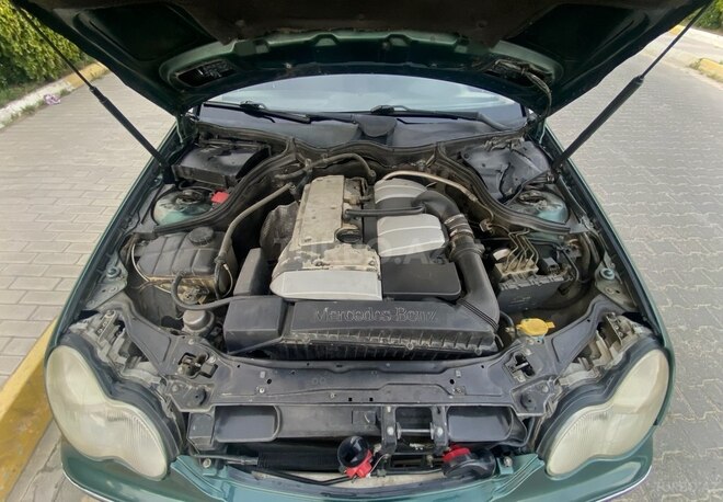 Mercedes C 200 2001, 306,000 km - 2.0 l - Bakı