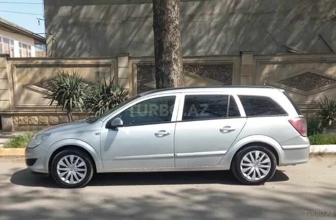 Opel Astra 2007, 275,000 km - 1.3 l - Masallı