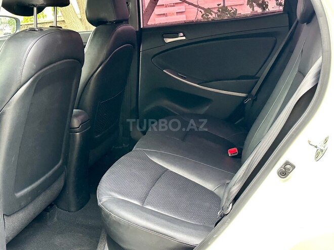 Hyundai Accent 2015, 115,000 km - 1.4 l - Bakı