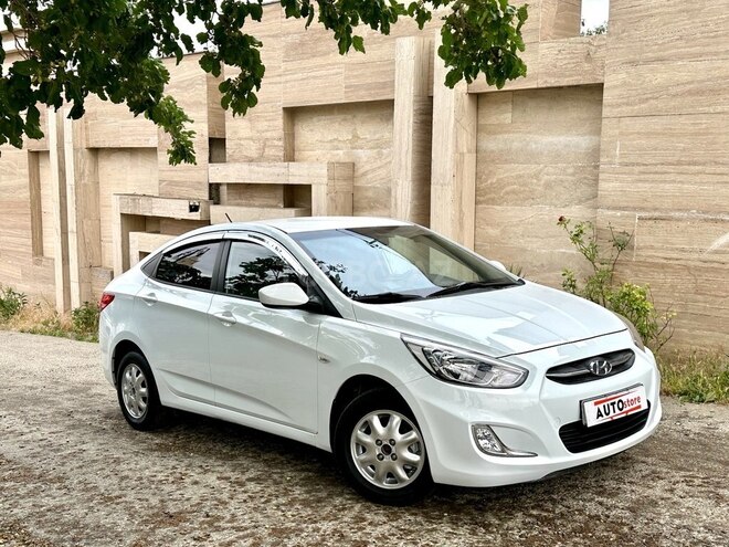 Hyundai Accent 2015, 115,000 km - 1.4 l - Bakı