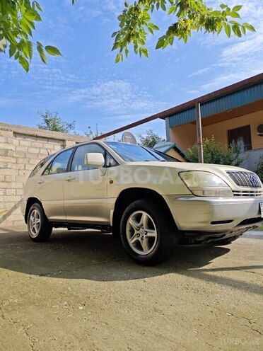 Toyota Harrier 2000, 200,000 km - 3.0 l - Zərdab