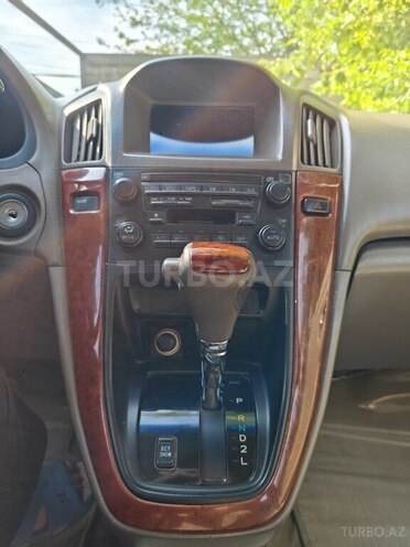 Toyota Harrier 2000, 200,000 km - 3.0 l - Zərdab