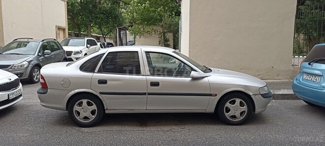 Opel Vectra-2