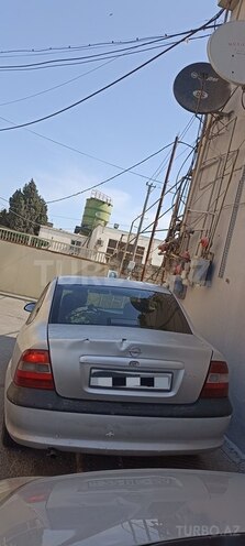 Opel Vectra-5