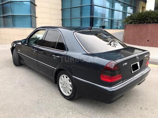 Mercedes C 240 1999, 275,000 km - 2.4 л - Sumqayıt