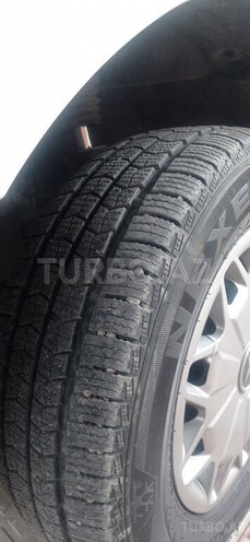 Mercedes  2007, 218,648 km - 2.2 l - Salyan