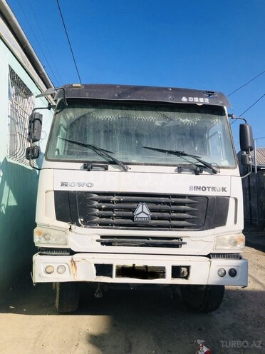 HOWO Sinotruk 2012, 800,000 km - 9.5 l - Gəncə