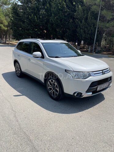 Mitsubishi Outlander 2015, 263,600 km - 2.4 l - Sumqayıt