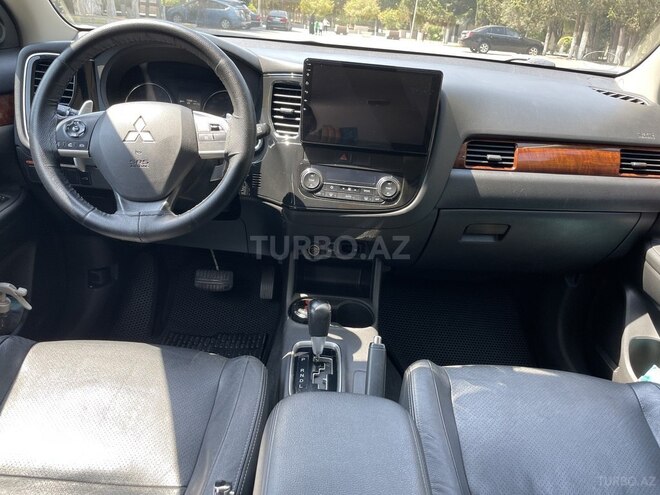 Mitsubishi Outlander 2015, 263,600 km - 2.4 l - Sumqayıt