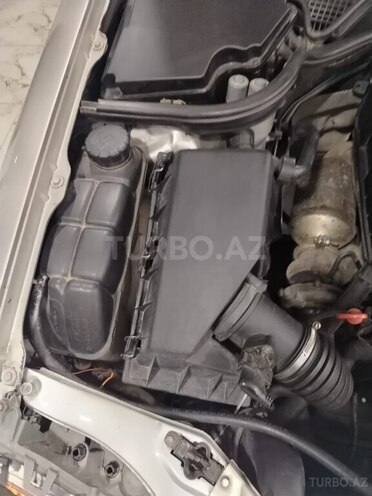 Mercedes E 220 d 1999, 250,000 km - 2.2 l - Astara