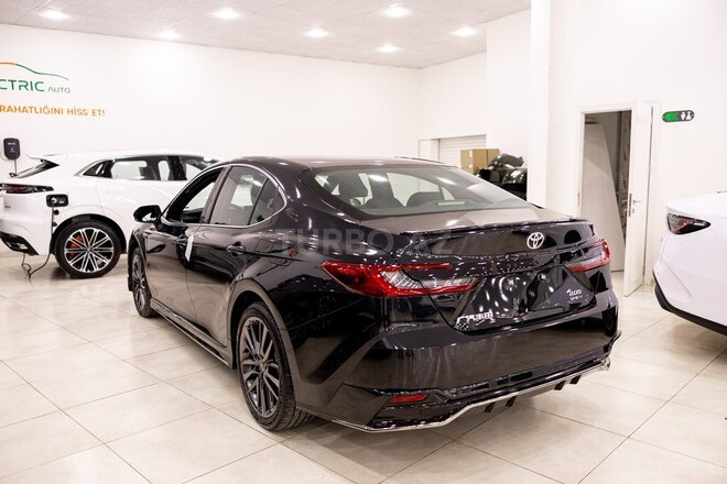 Toyota Camry-42